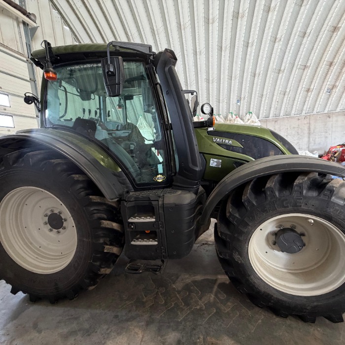 VALTRA N155